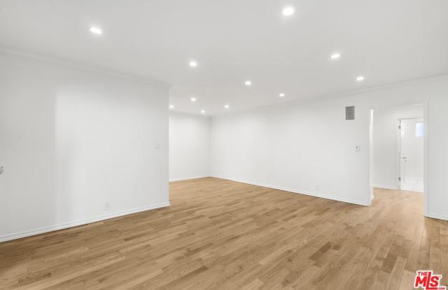 8219 Norton Ave Gallery 2