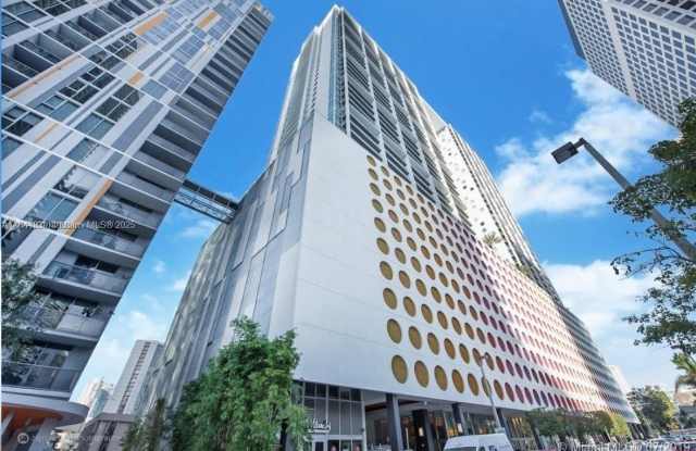 500 Brickell Ave photos photos