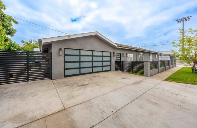 700 Magnolia Ave photos photos