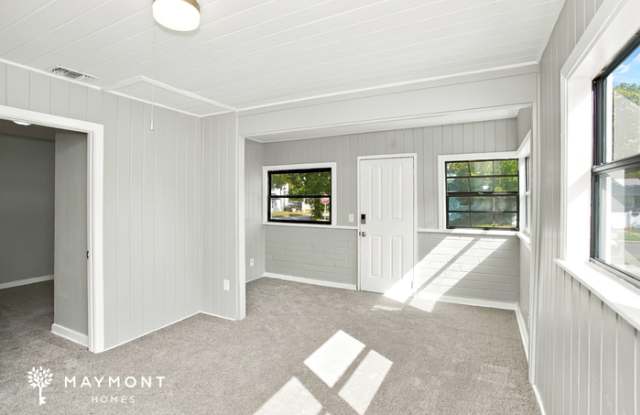 5170 Dartmouth Avenue North Gallery 4