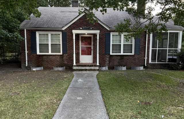 401 N Magnolia Street photos photos