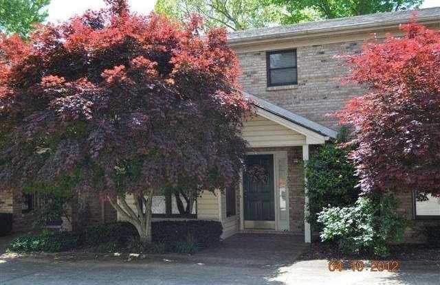 3499 Lakeside Court photos photos