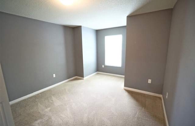 2501 Erindale Oaks Lane Gallery 3