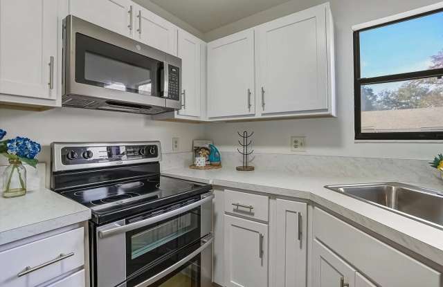 8329 Derbyshire Pl photos photos
