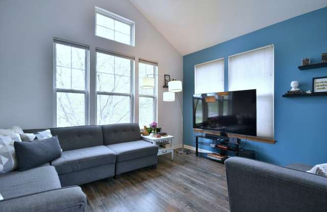 5600 Cloverdale Road Gallery 2
