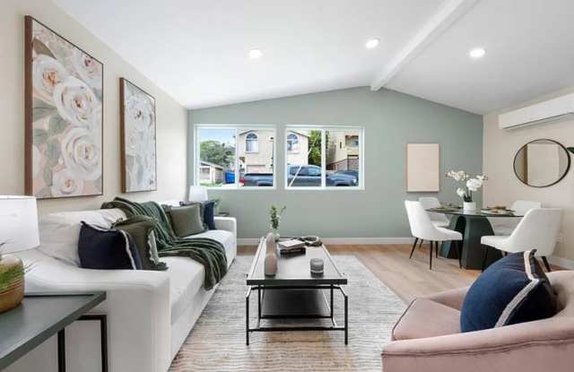 5515 Lauretta Street photos photos