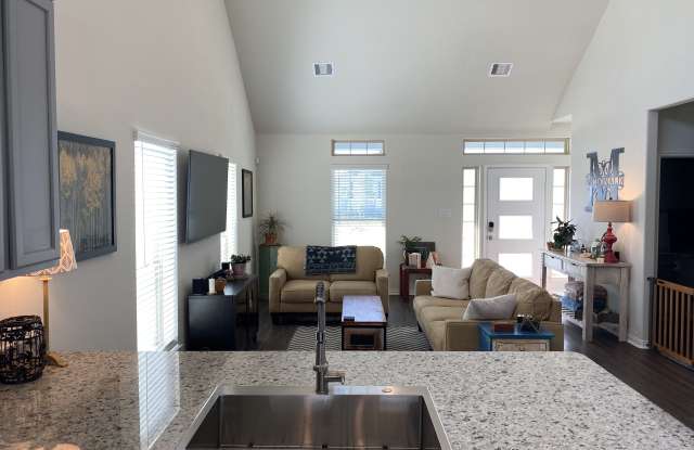 12522 Huntly Point Drive Gallery 3