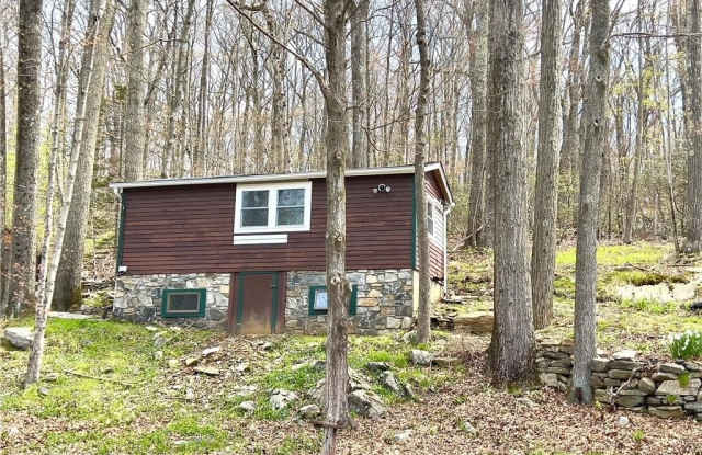 254 Wixon Pond Road - 254 Wixon Pond Road, Putnam County, NY 10541