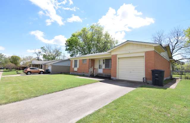 2318 Sunny Ln Gallery 3