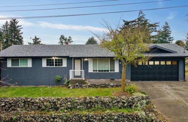 GORGEOUS 3 Bedroom (+BONUS ROOM!) 2 Bath Home with RV/Boat storage near beaches and shopping! photos photos