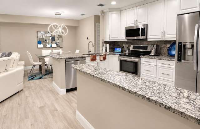 14917 WEDGEFIELD Drive Gallery 4