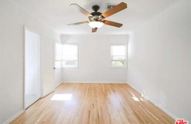 8029 Airlane Avenue photos photos