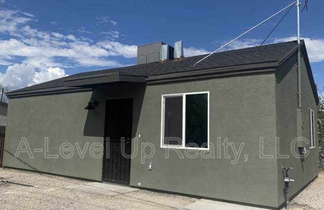 2341 South 3rd Avenue photos photos