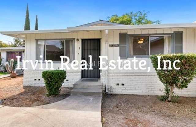 2 Bedroom and 1.5 Bath home with washer and dryer hookup in the unit photos photos
