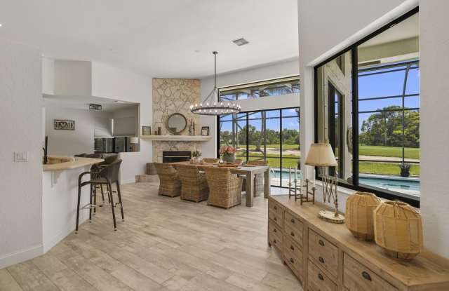 1902 S CLUB Drive Gallery 1