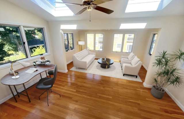 223 Main Street223 Main Street - 2 photos photos