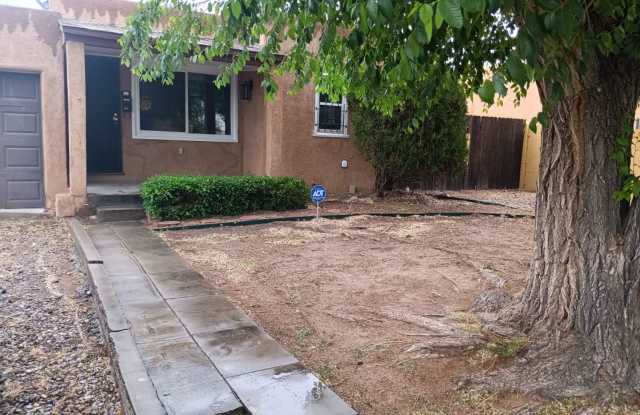 Cozy 2-Bedroom 1 Bathroom Home in NE ABQ! photos photos Cozy 2-Bedroom 1 Bathroom Home in NE ABQ! photos photos