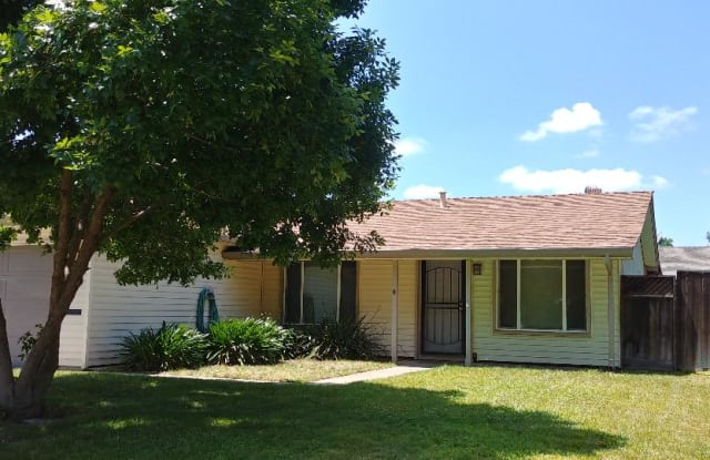2618 Shad Court - 2618 Shad Court, La Riviera, CA 95826