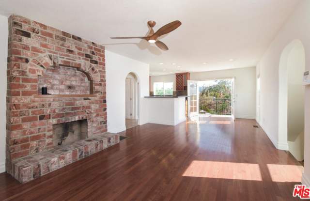 6228 MOUNT ANGELUS Drive Gallery 2