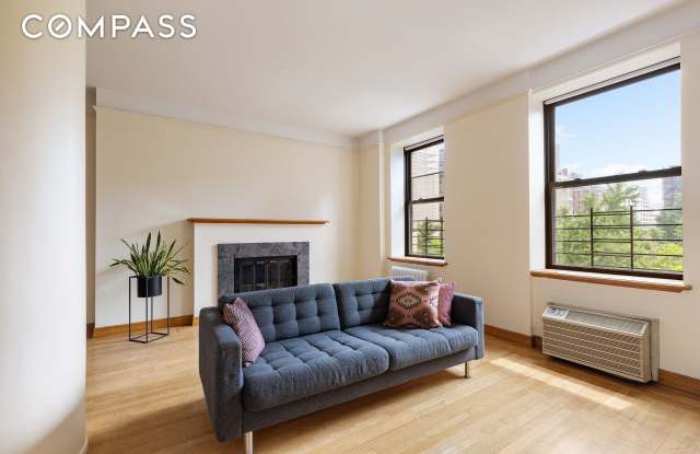 7 Gramercy Park West photos photos