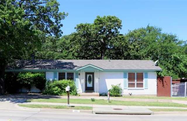 101 S Heartz Road - 101 Heartz Road, Coppell, TX 75019