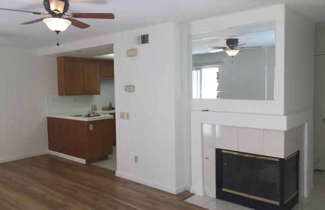 Cute  Private End Unit 3+2.5 Light  Bright! in Beautiful Gated Complex photos photos