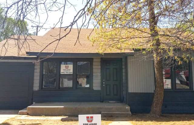 Handyman Special $0 First Month's Rent / “You fix, you SAVE BIG!!” Contact Mayshell for details: 806 704-3055 ext 2 photos photos