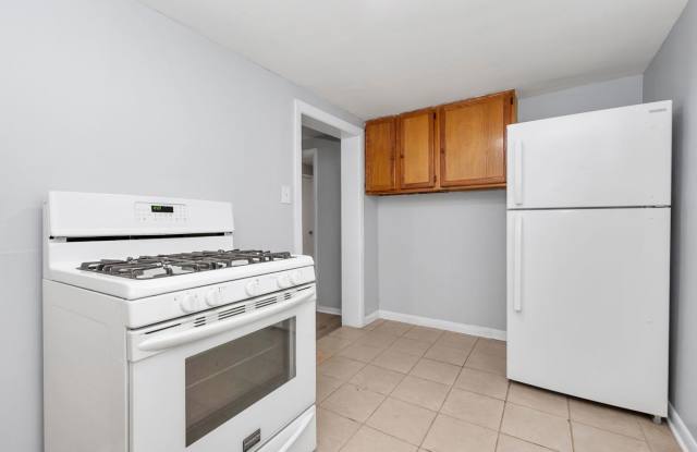 8007 South Eberhart Avenue photos photos