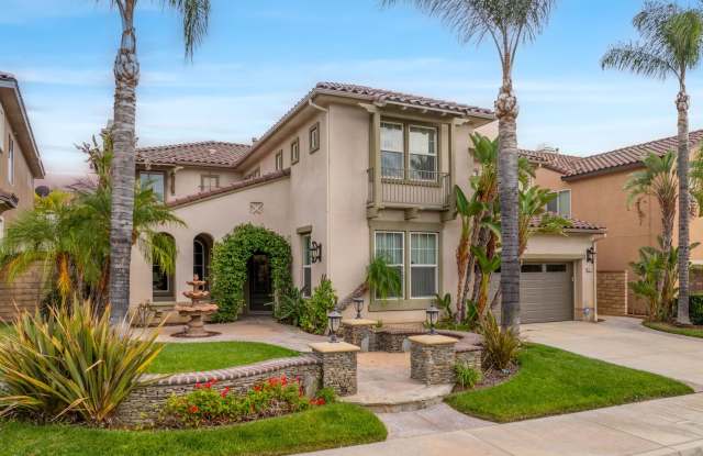 Your Private Resort Awaits-Luxury Living in Santa Clarita Gallery 1
