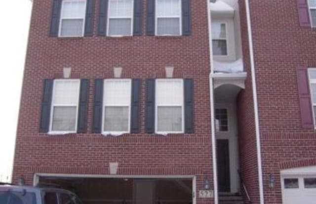 527 Cherry Orchard Rd - 527 Cherry Orchard Rd, Wayne County, MI 48188