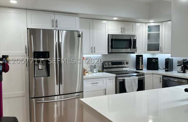 4810 SW 152nd Pl Gallery 3