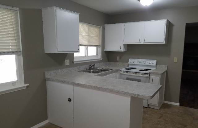 2136 Hempstead Rd - 2136 Hempstead Road, Auburn Hills, MI 48326