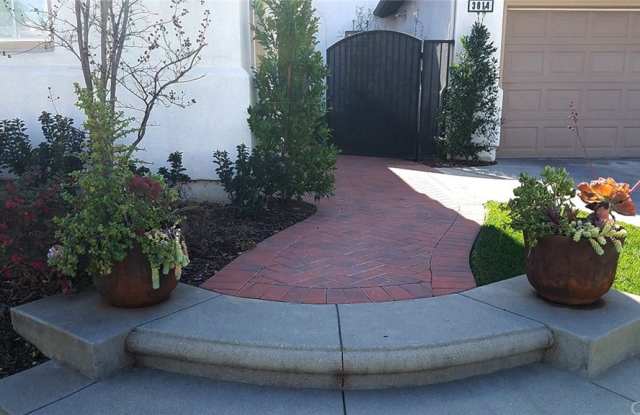 3014 CLEARWOOD Circle Gallery 2
