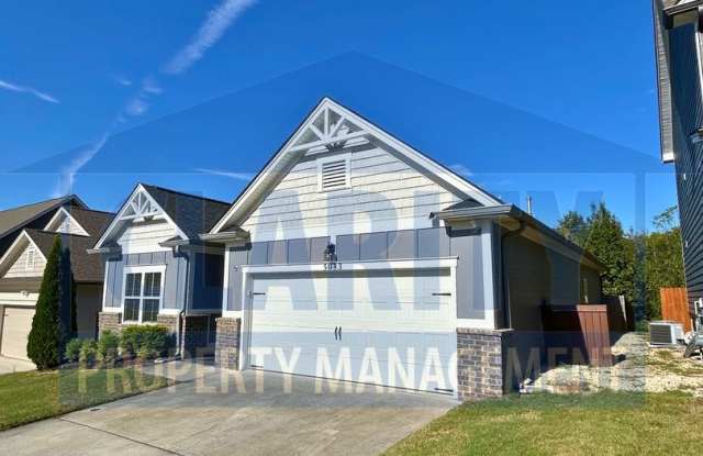 Single level, three bedroom home w/ fenced in backyard! Gallery 3