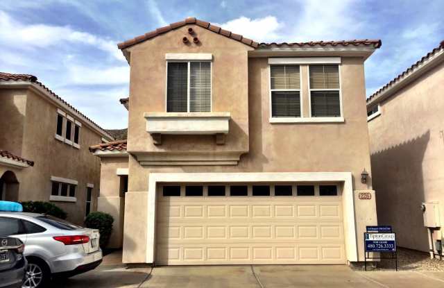 226 W MOUNTAIN SAGE Drive - 226 West Mountain Sage Drive, Phoenix, AZ 85045