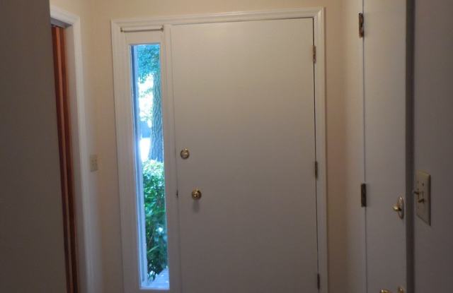 3 BR 2 BA Jacksonville Gallery 3