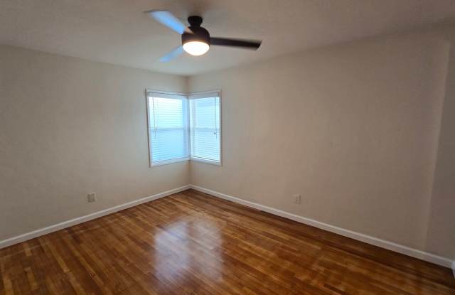 826 Allerton Ct – South Mission Bay 2 Bedroom Duplex Gallery 4