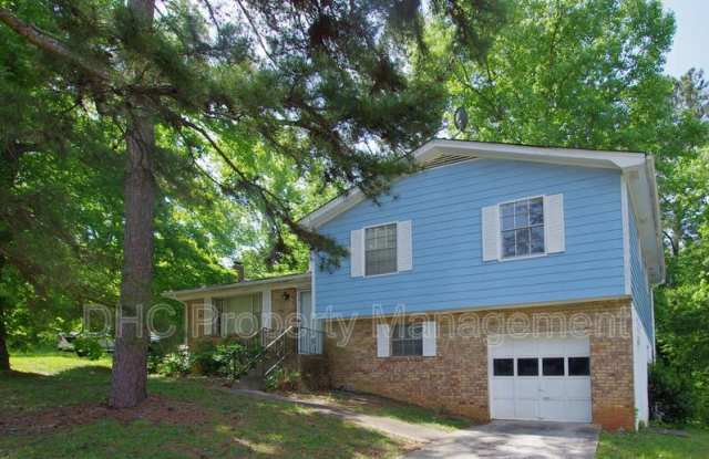 210 Creekwood Ln photos photos