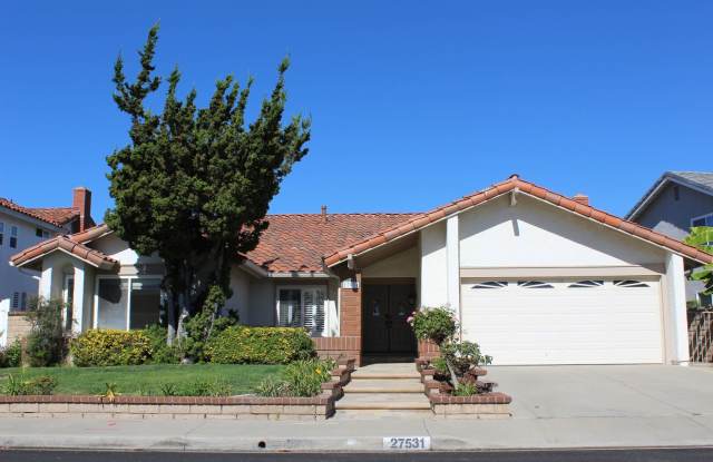 Gorgeous Madrid Del Lago Home w/ Panoramic Views - 27531 Cenajo, Mission Viejo, CA 92691