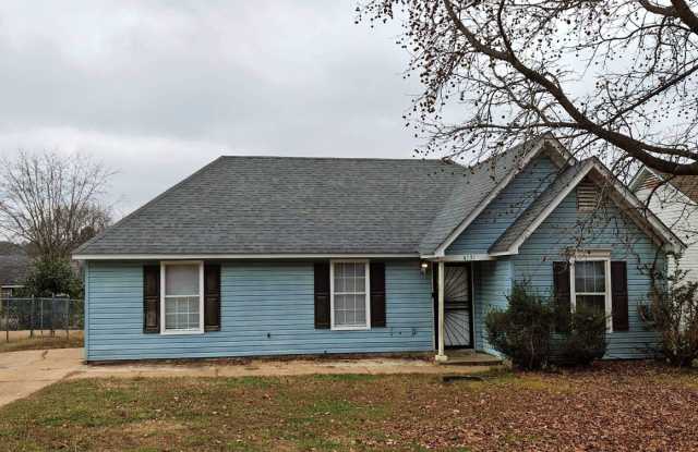 Newly Renovated Home In Frayser - Open To Section 8 photos photos
