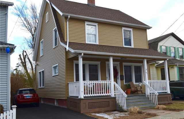 61 Florence Avenue Gallery 2