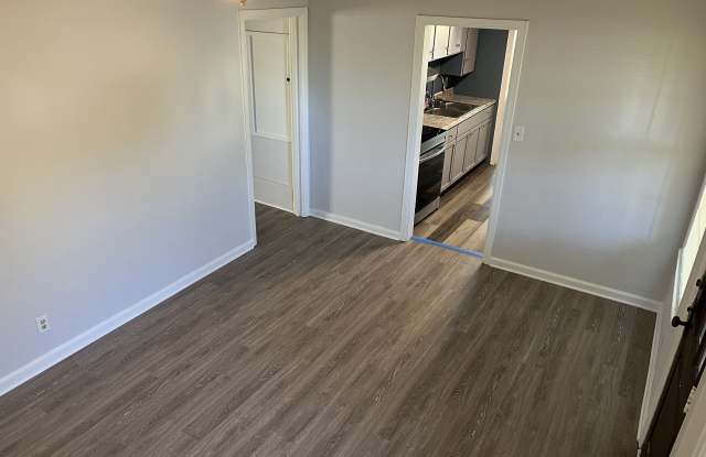 1013 West Chase Street - 1013 West Chase Street, Pensacola, FL 32502