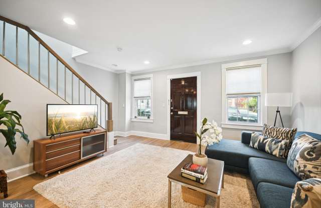 1725 34TH STREET NW Gallery 4