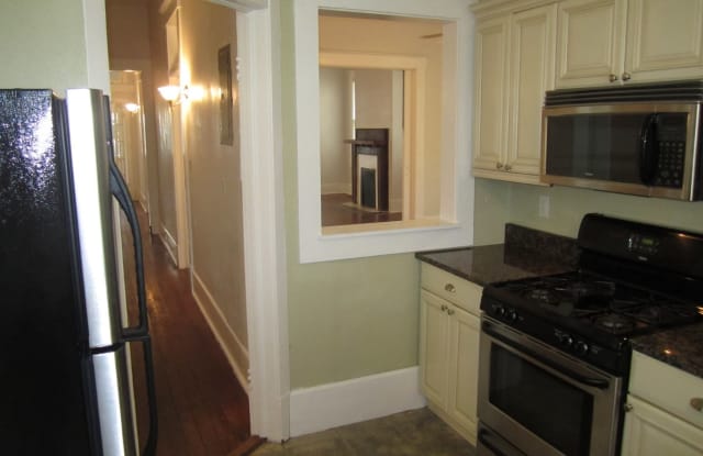 315 East 31st Street (D/S) - 315 East 31st Street, Savannah, GA 31401
