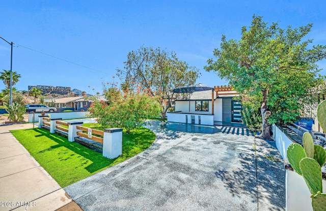 833 E BUTLER Drive Gallery 1