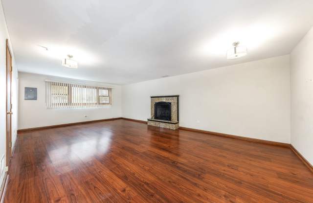 1202 Iroquois Lane Gallery 3