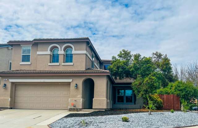 Lovely 5 Bedroom 3 Bath Home in Oakley photos photos