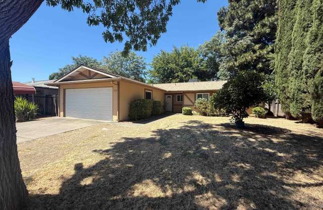 Natomas 4 Bedroom 2 Bath Close to Everything photos photos