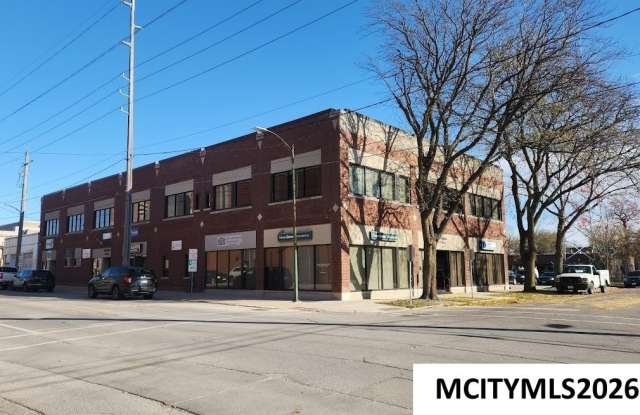 202 1st SE #157 Gallery 1