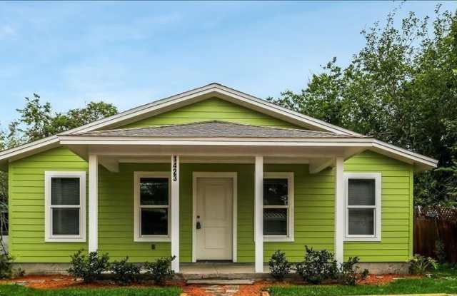 1423 FERRIS Street - 1423 Ferris Street, Jacksonville, FL 32233